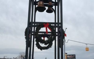 DDA Board Members make a Holiday Donation