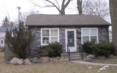 SOLD – 320 West Bernhard in Hazel Park, 48030!! MLS #2200013125