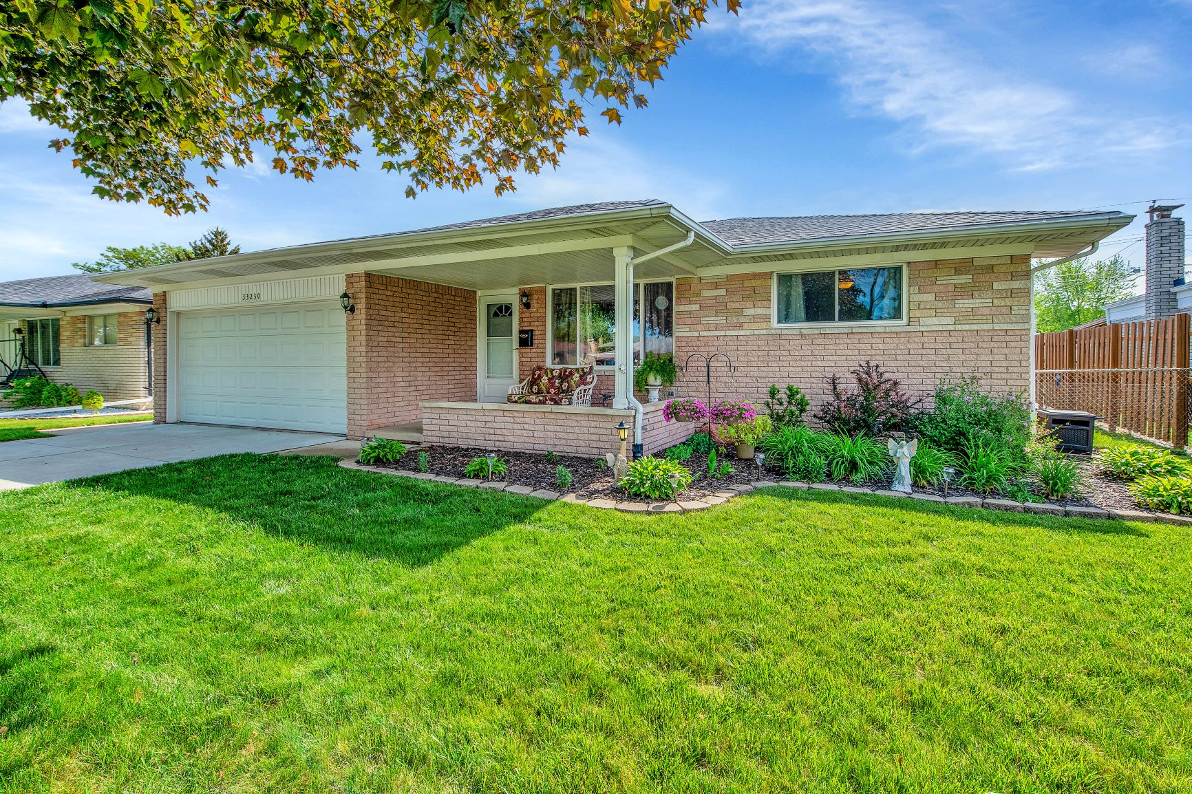 For Sale 33230 Mina Drive in Sterling Heights 48312 Rick Busler