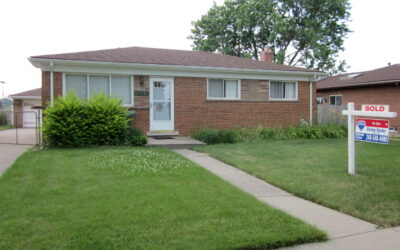 SOLD – 30727 Roan Drive in Warren, 48093!! MLS #2210037171