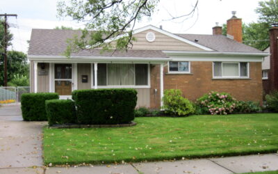 SOLD – 32110 Thorncrest in Saint Clair Shores, 48082!! MLS #58050045164
