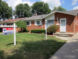 Sold - 29726 Spoon Madison Heights 48071