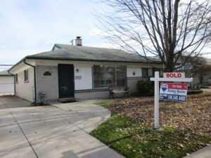 SOLD - 25624 Miracle Drive Madison Heights 48071