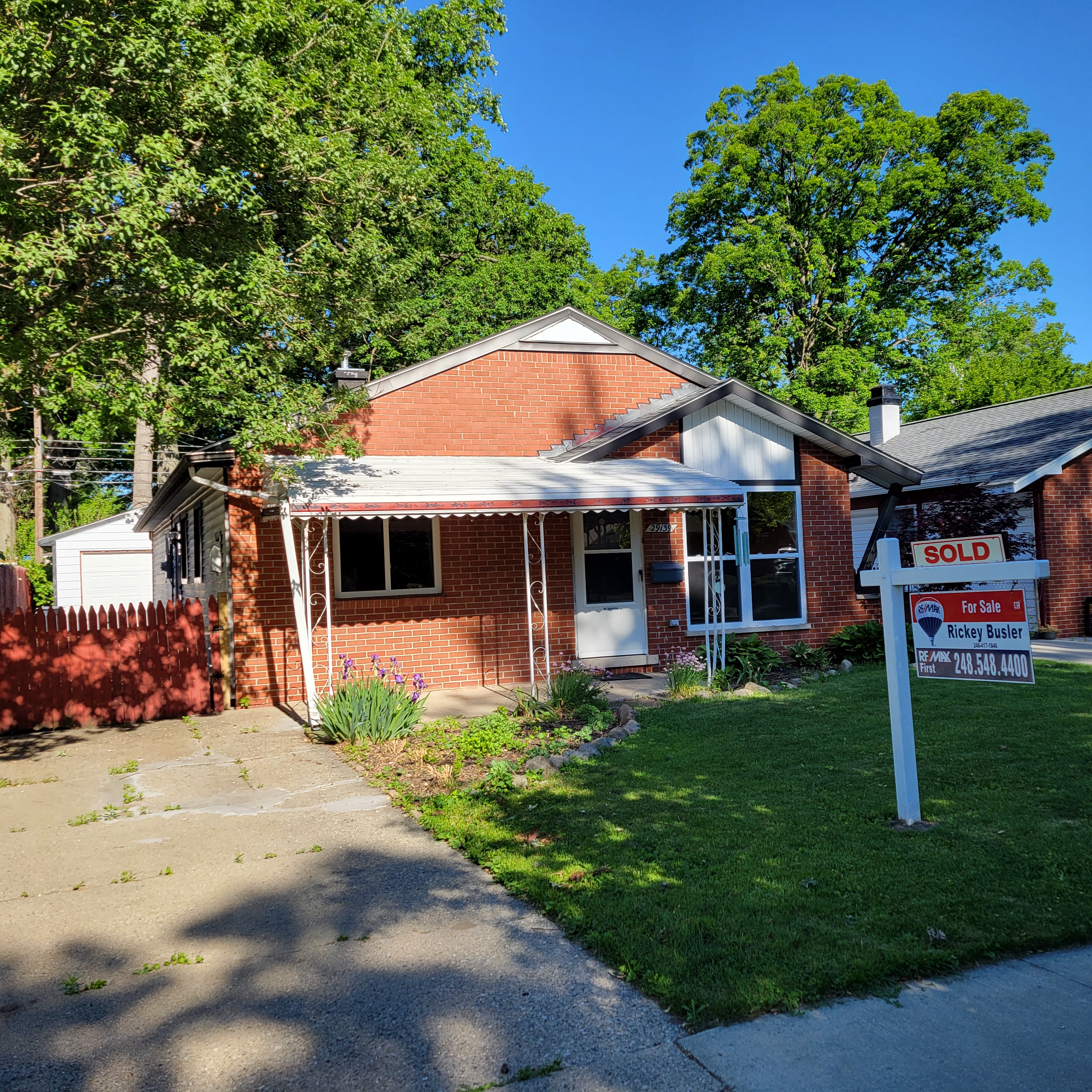 SOLD – 29139 Milton Ave. in Madison Heights, 48071!! MLS #50204150