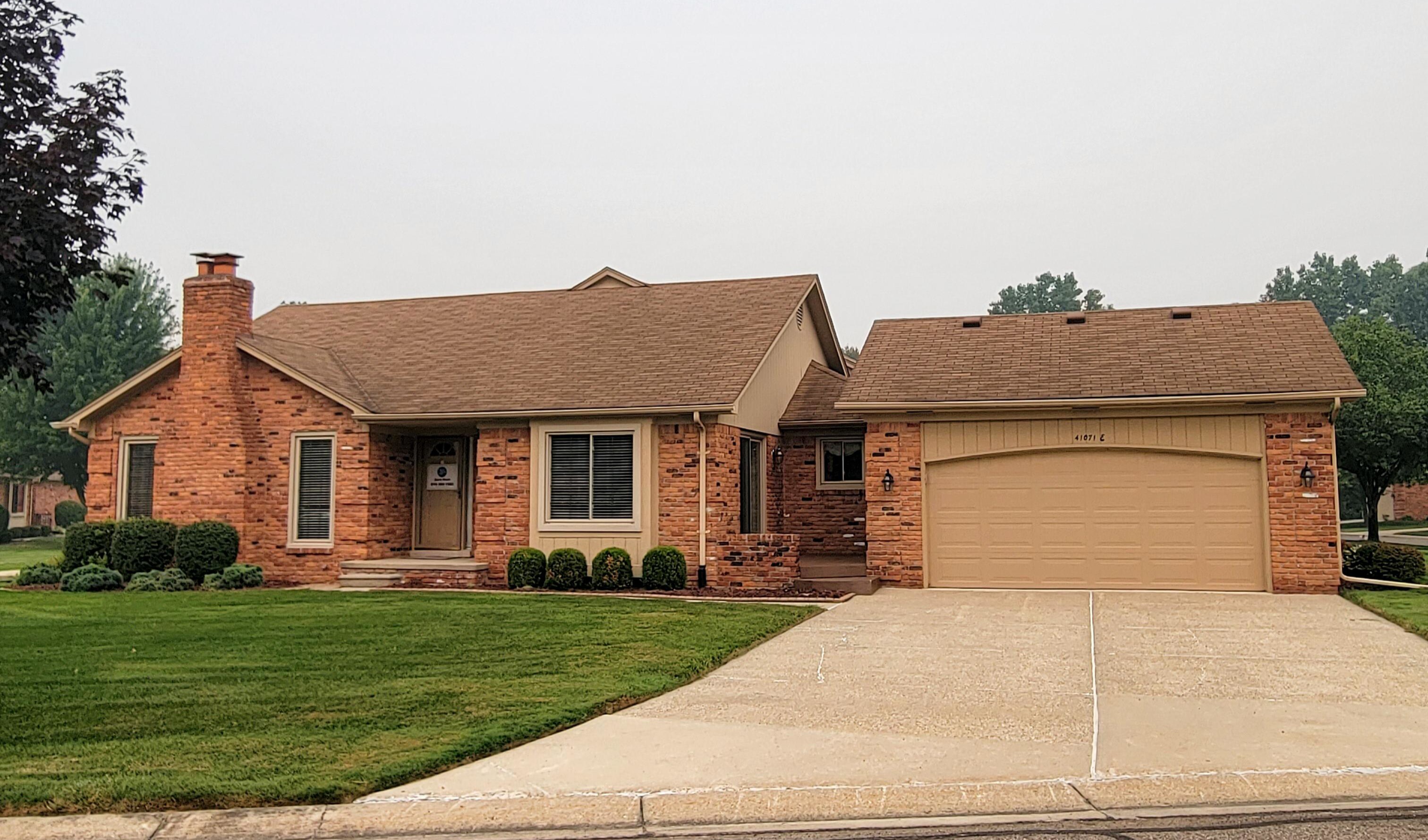 SOLD – 41071 E Rosewood Drive in Clinton Twp, 48038!! MLS #61007411